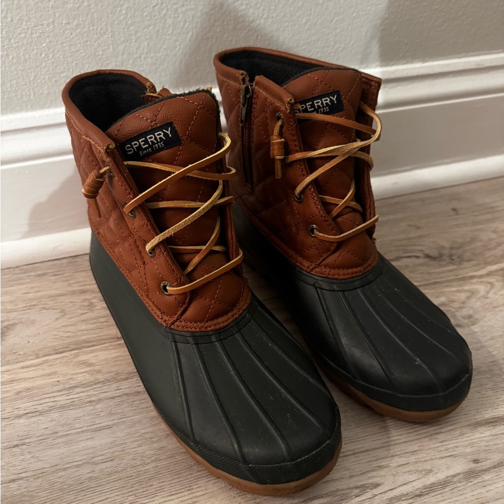 Sperry Tan and Black Waterproof Boots